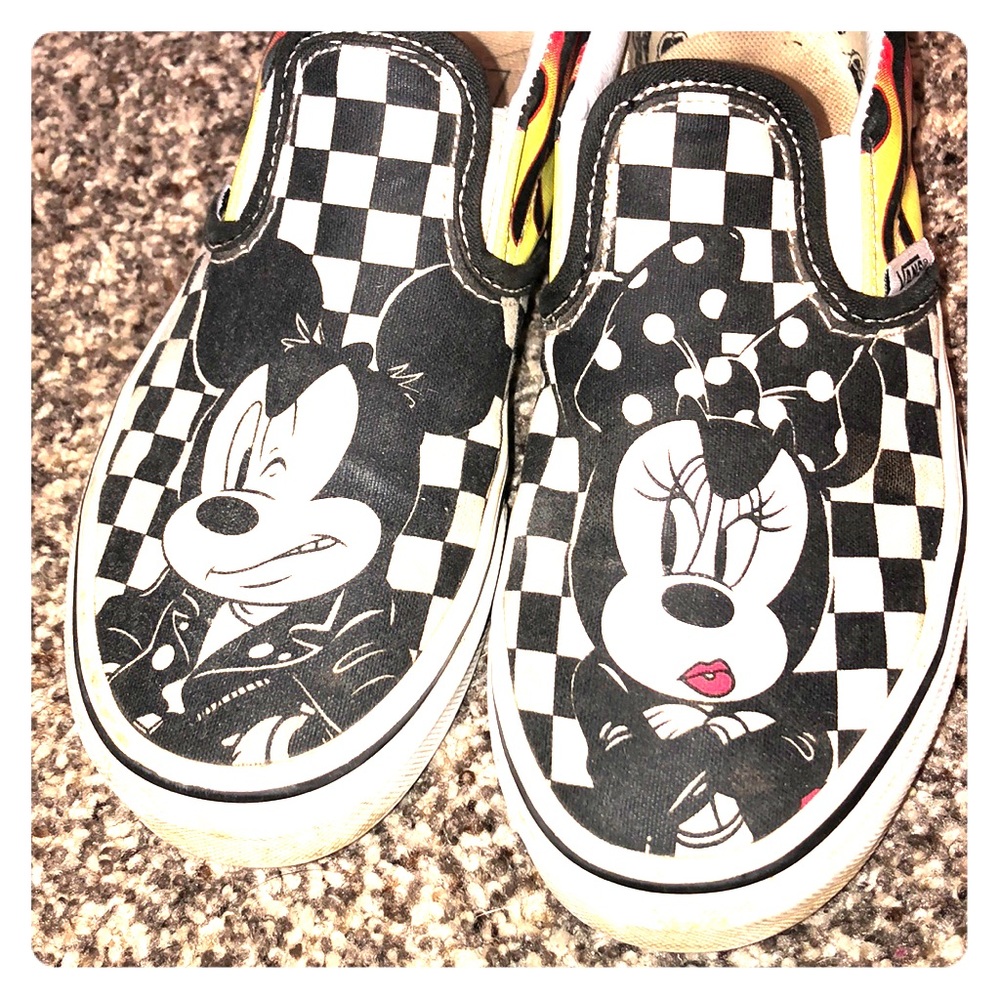 Mickey and minnie mouse kids shoes